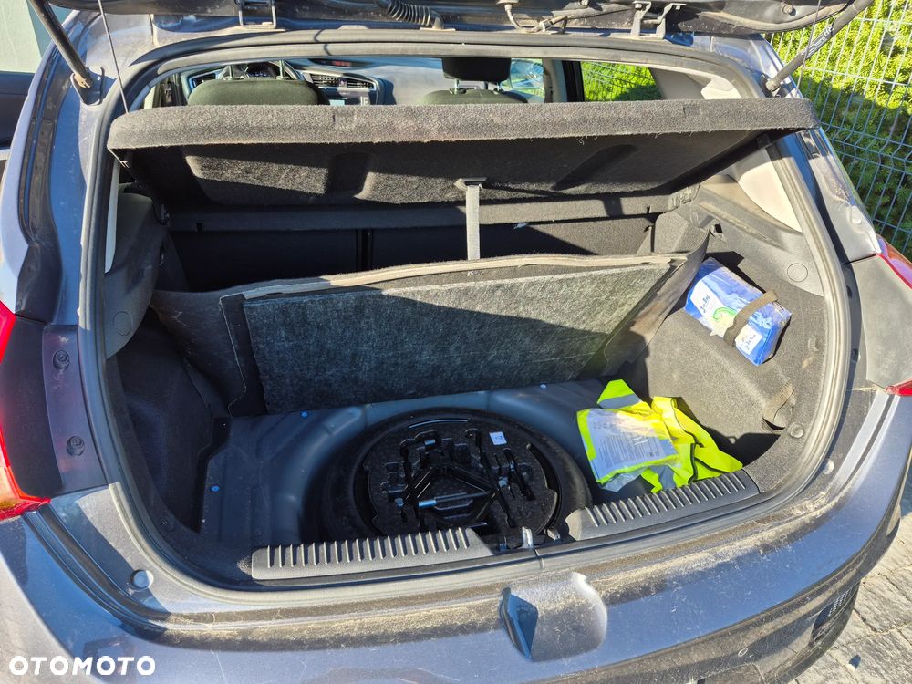 Kia Ceed 1.6 GDI L Business Line DCT - 5