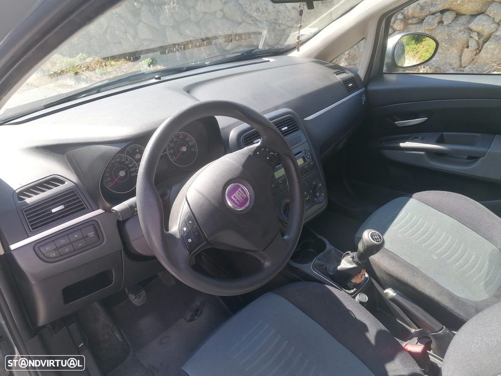 Fiat Punto 1.3 Multijet - 10