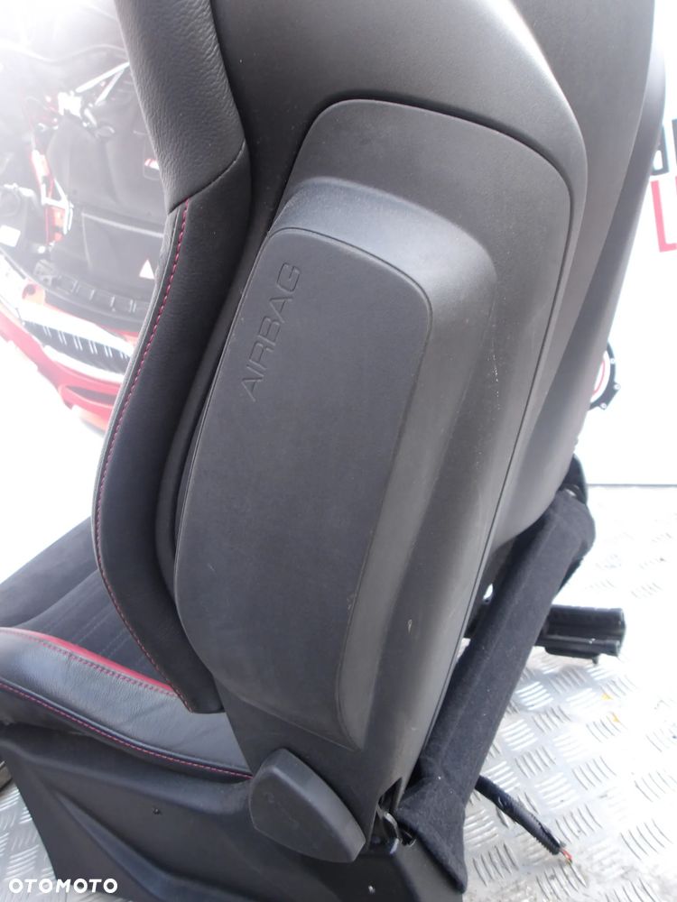 FOTELE NISSAN JUKE NISMO RS RECARO CS GTR 370Z - 10