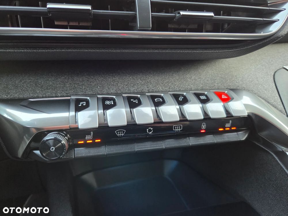 Peugeot 3008 BlueHDi 180 Stop & Start EAT6 GT - 32