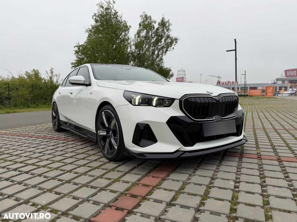 BMW Seria 5 - 12