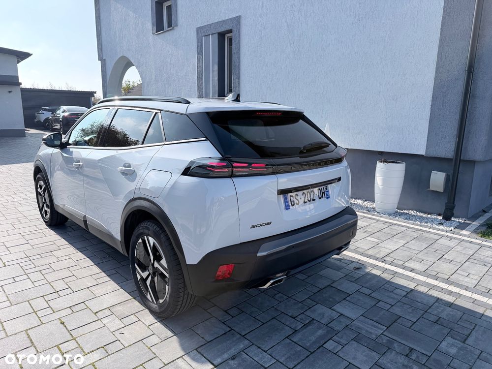 Peugeot 2008 2023 photo 4