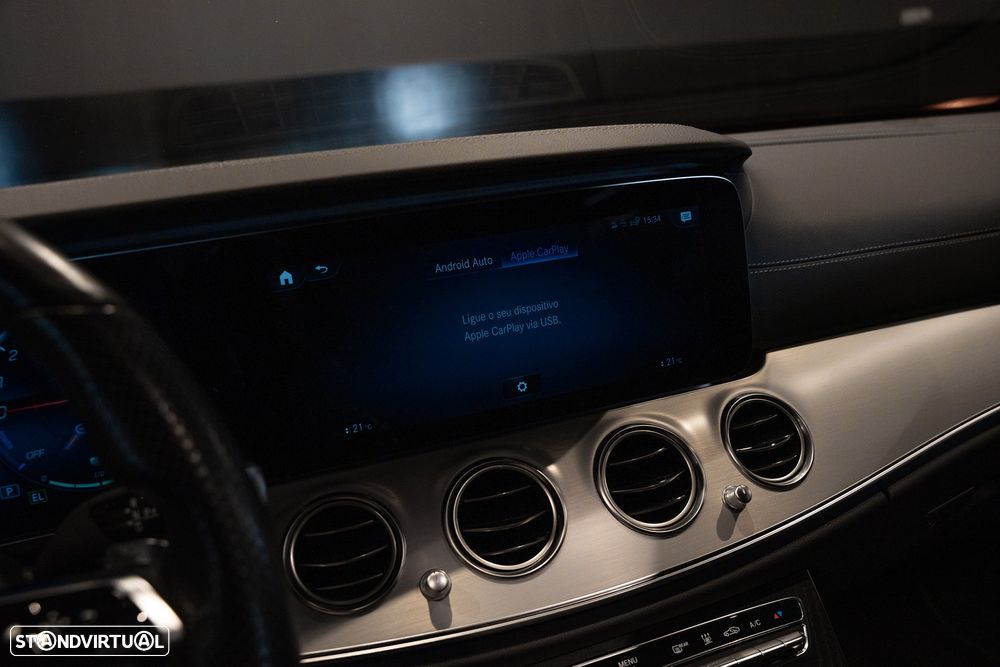 Mercedes-Benz E 300 e AMG Line - 24