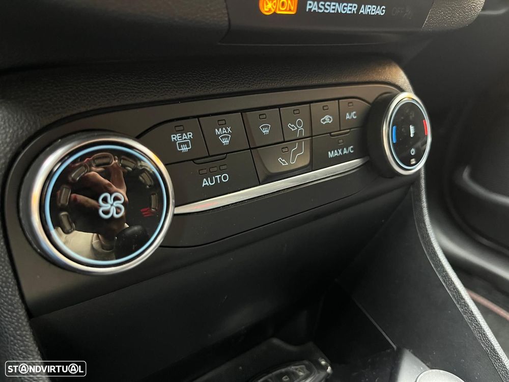 Ford Fiesta 1.0 EcoBoost ST-Line - 31