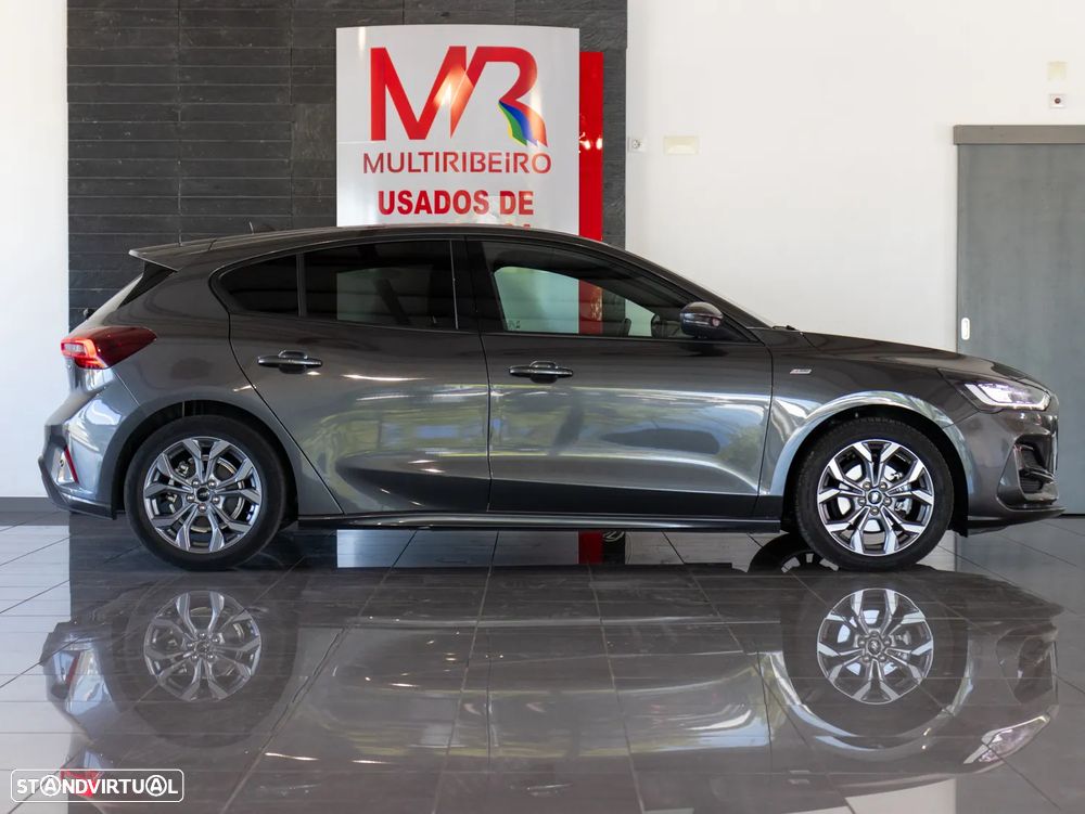 Ford Focus 1.0 EcoBoost MHEV ST-Line - 3