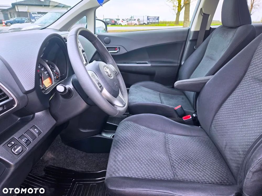 Toyota Verso S 1.33 Premium - 25