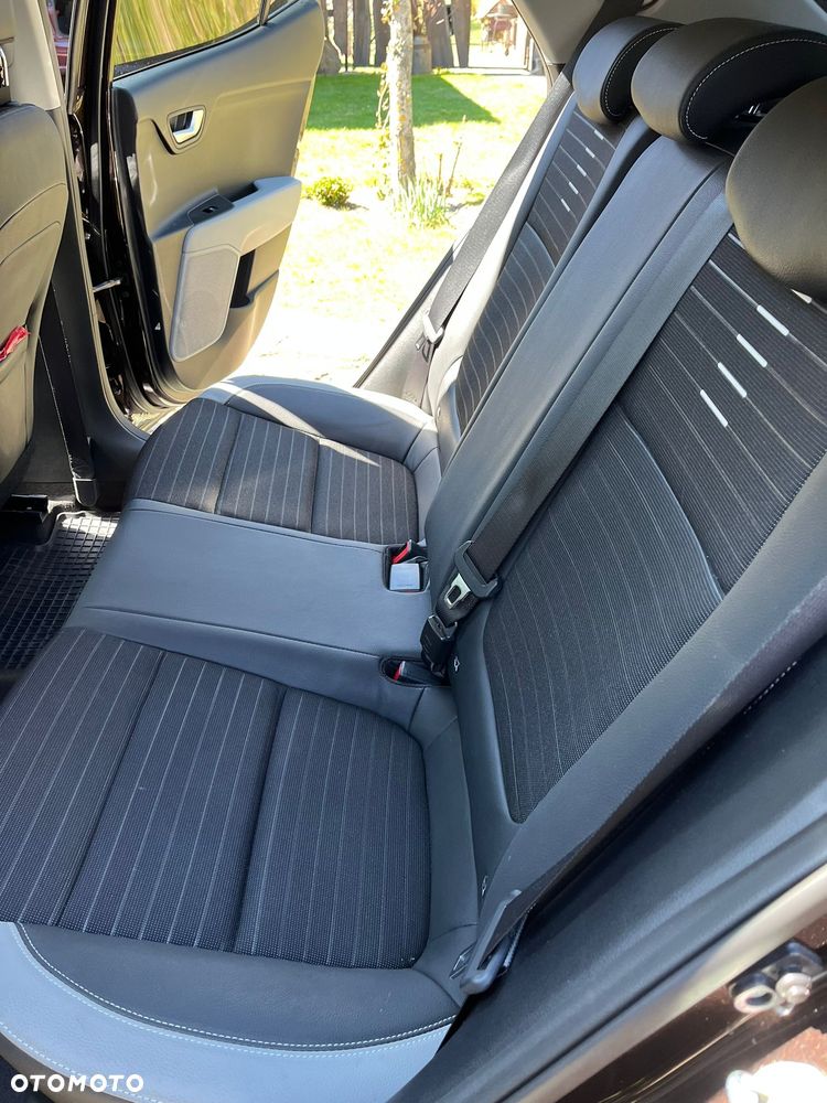 Kia Stonic 1.4 L - 6