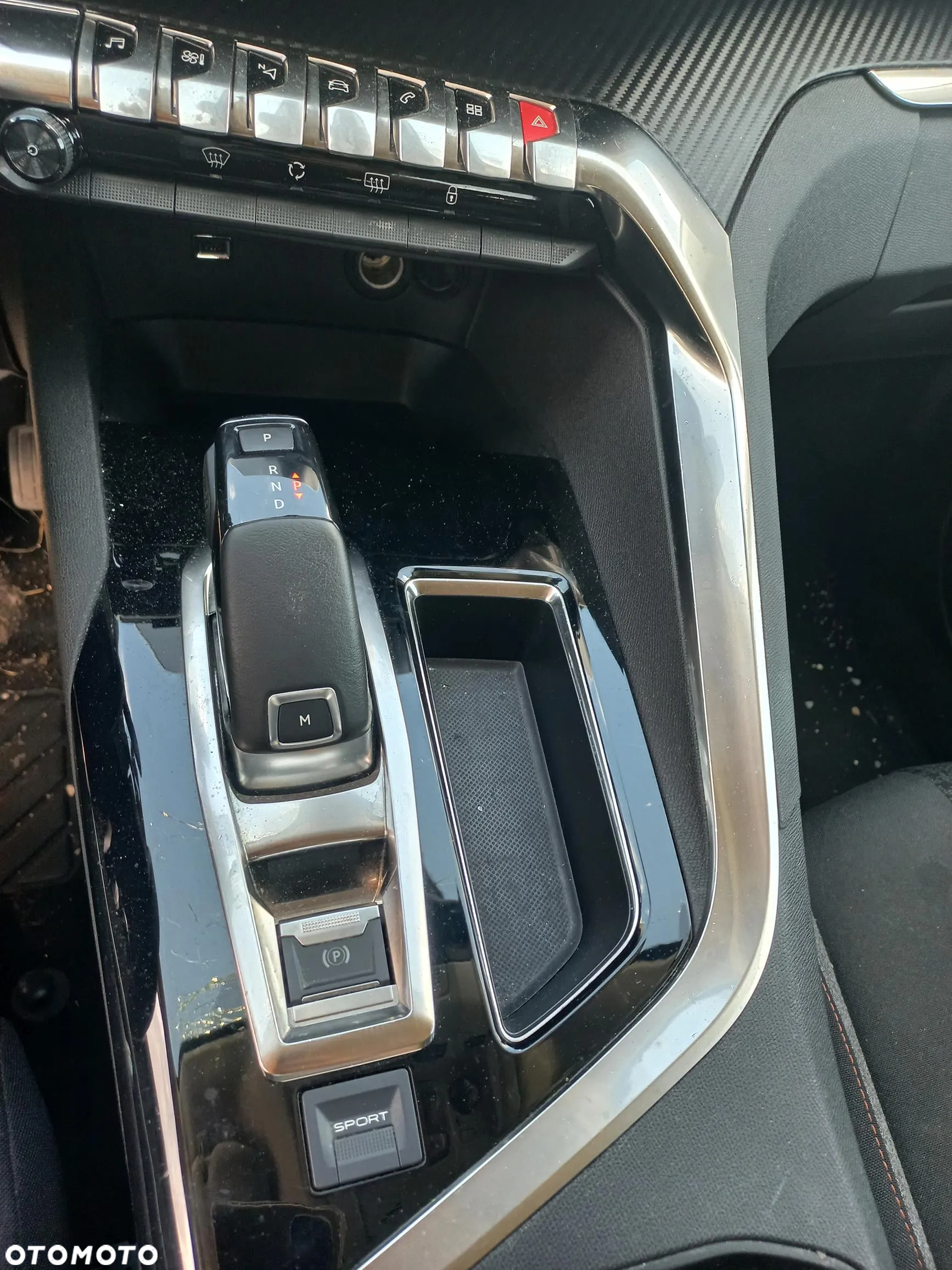 Peugeot 3008 1.5 BlueHDi Allure Pack S&S EAT8 - 10