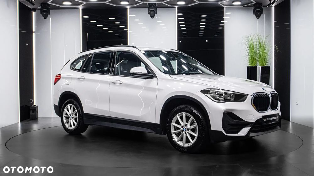 BMW X1 sDrive18i - 9
