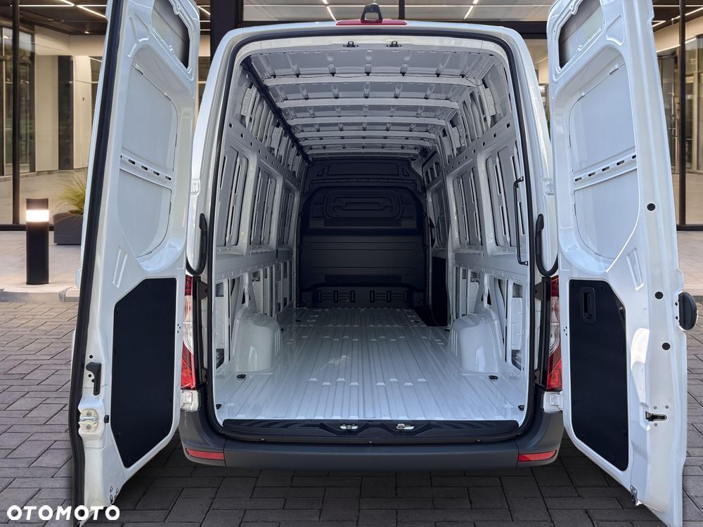 Mercedes-Benz Sprinter Sprinter 315 CDI Long PRO 9G-Tronic 907.635 14m3 - 11