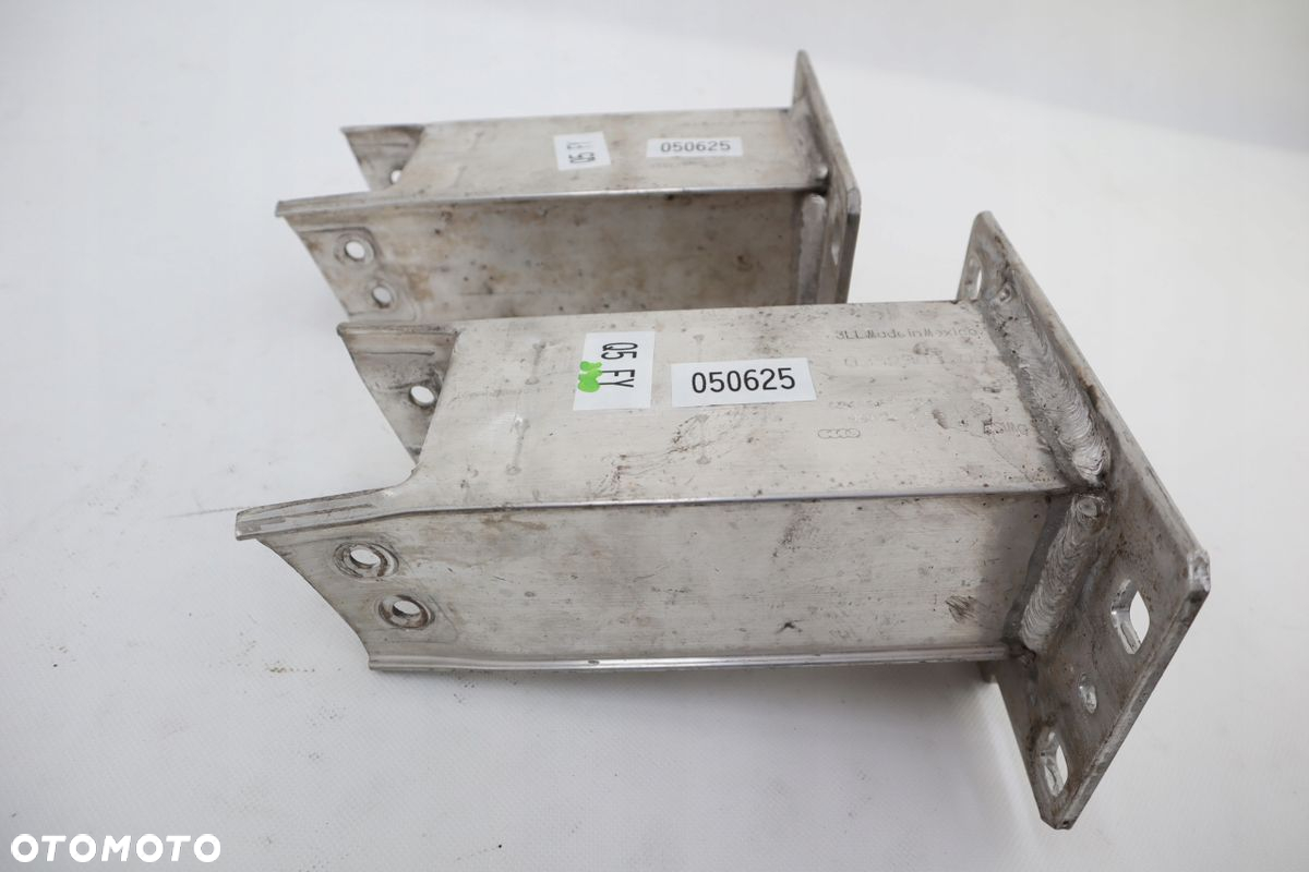 STREFA ZGNIOTU ODBÓJ SZTYCA WSPORNIK AUDI Q5 80A 80A807133 KOMPLET - 2