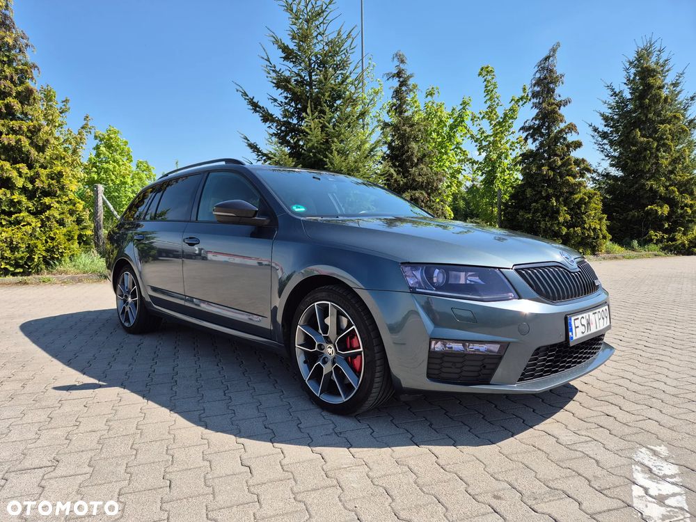 Skoda Octavia 2.0 TDI DSG RS - 6