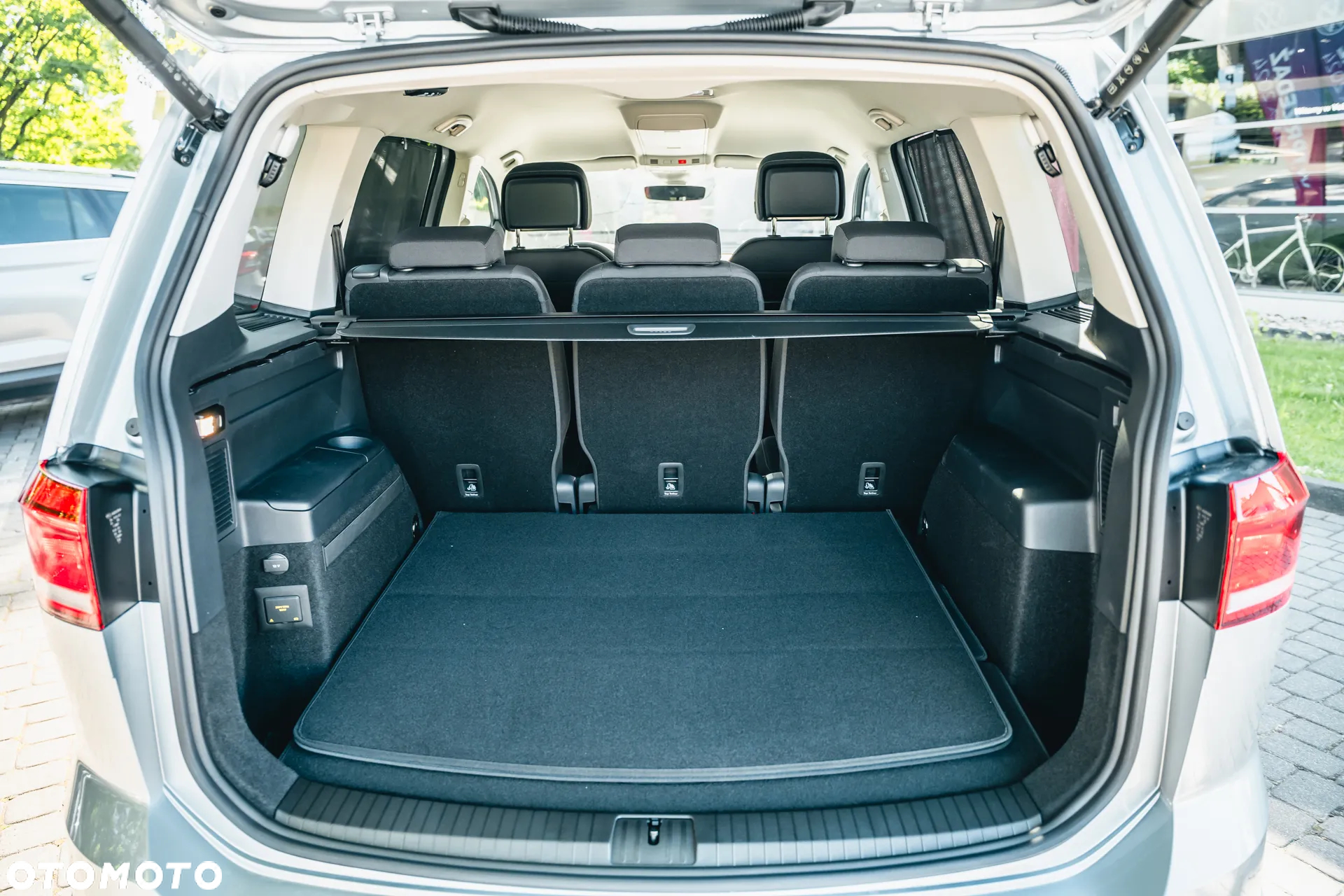 Volkswagen Touran 2.0 TDI BMT Highline DSG - 16
