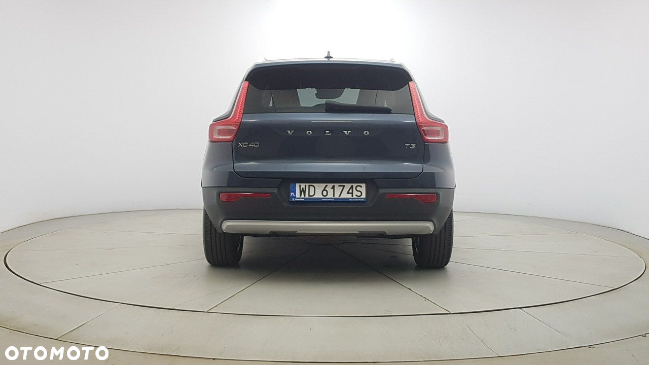 Volvo XC 40 - 6