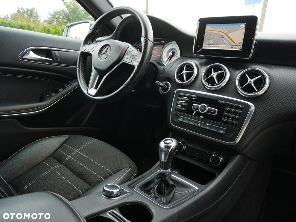 Mercedes-Benz Klasa A 180 (BlueEFFICIENCY) - 5