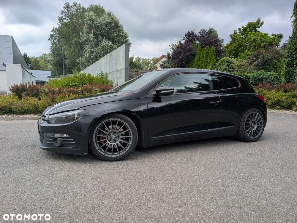 Volkswagen Scirocco 2009 photo 2