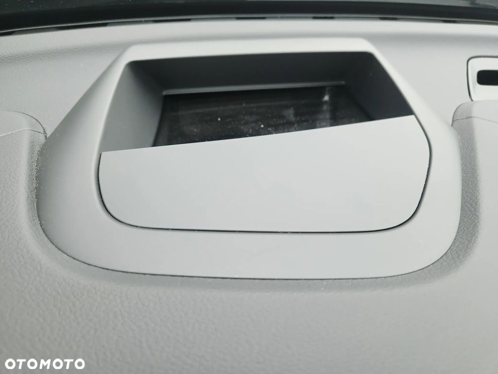Volvo XC 60 B4 D AWD Ultimate Dark - 37