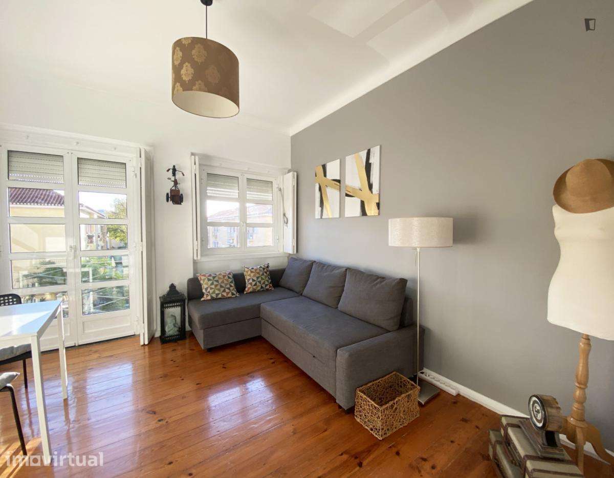 Apartamento com 1 quartos - localizado em Alvalade Lisbon - Grande imagem: 4/22