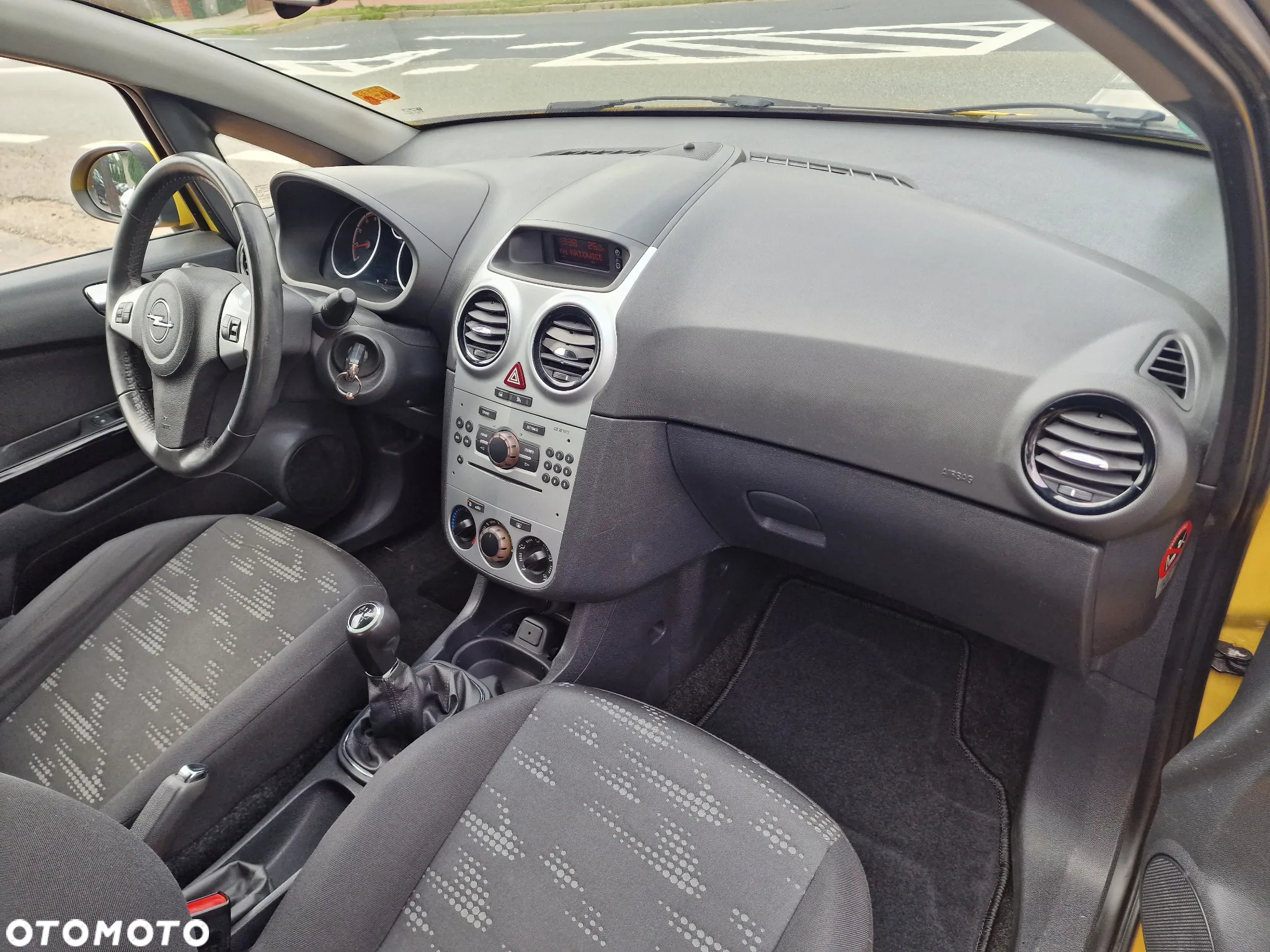 Opel Corsa 1.2 16V EcoFLEX Easytronic Satellite - 10