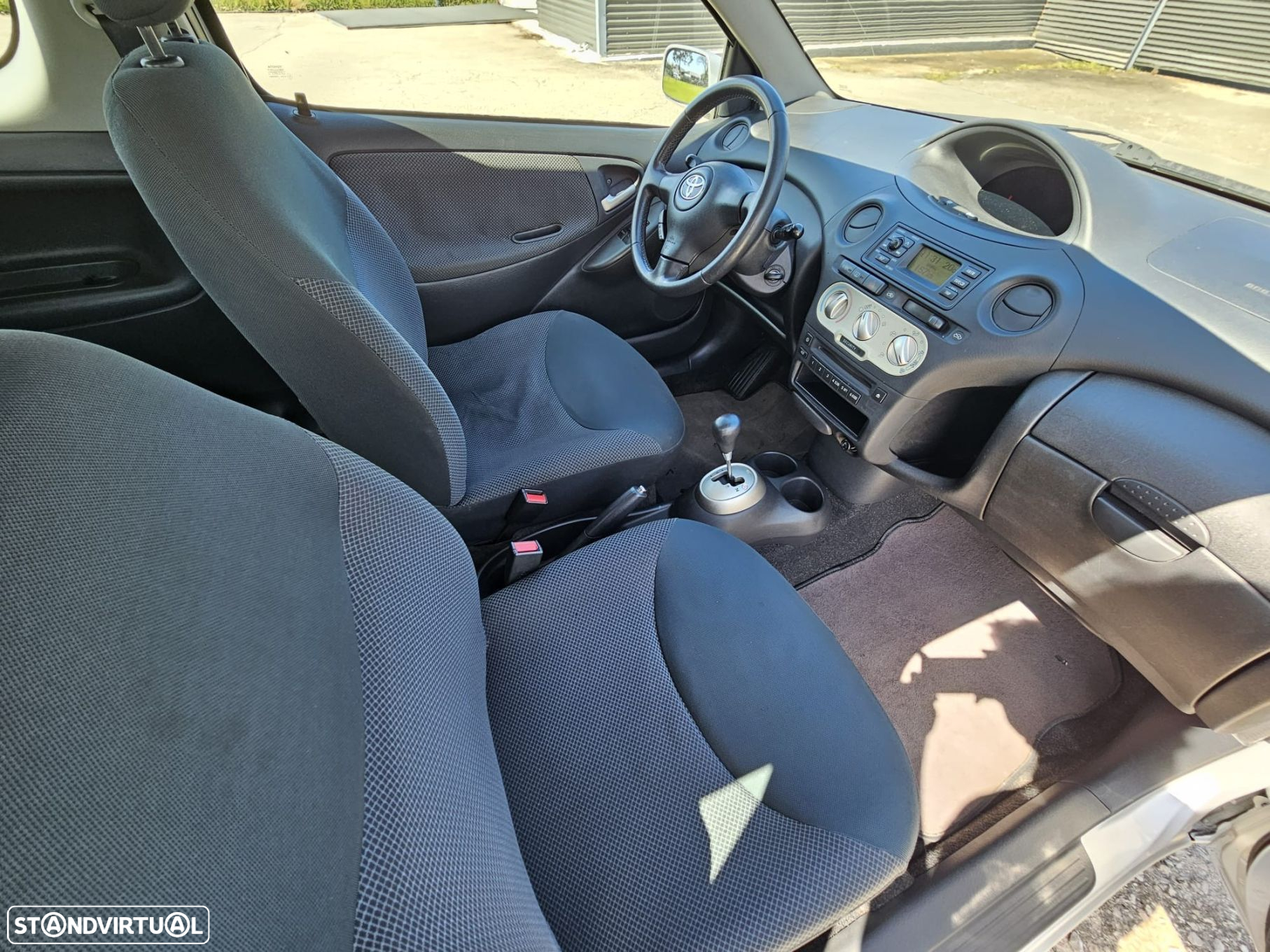 Toyota Yaris 1.0 MMT Final Edition - 20