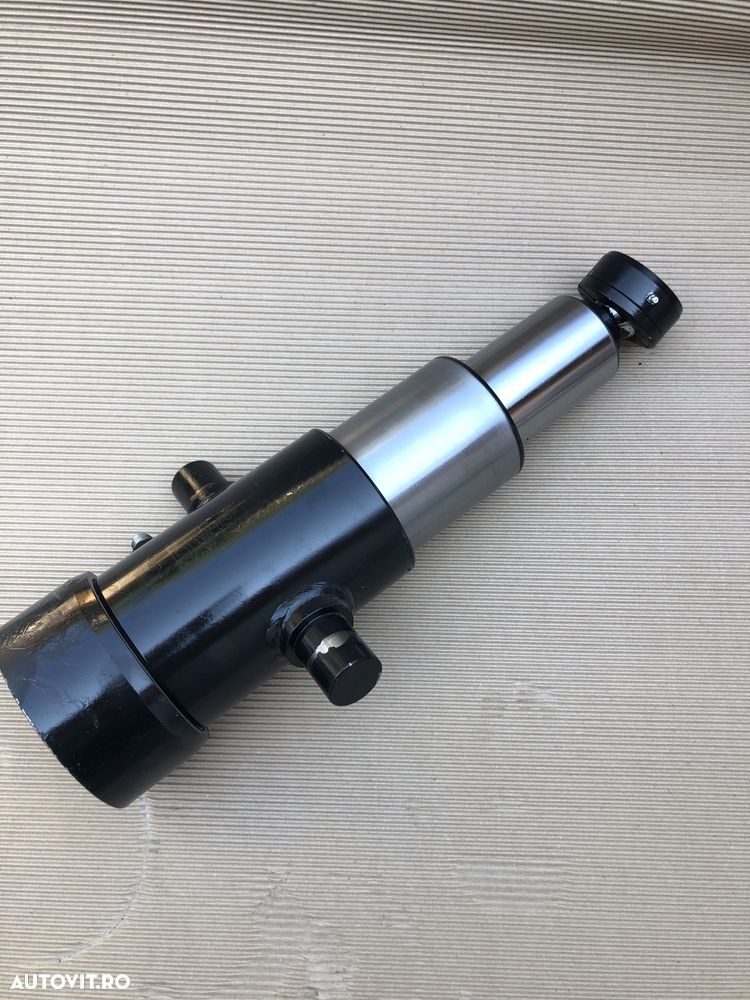 Cilindru basculare ,autoutilitara 7.5 tone - 2
