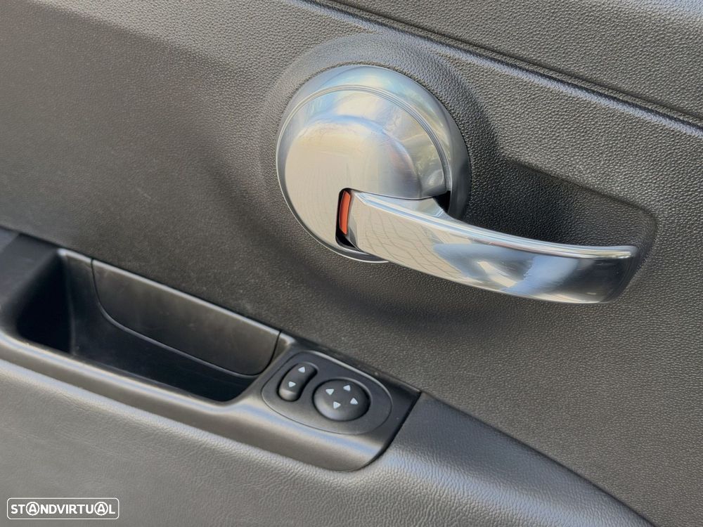 Fiat 500C 1.0 Hybrid Sport - 20