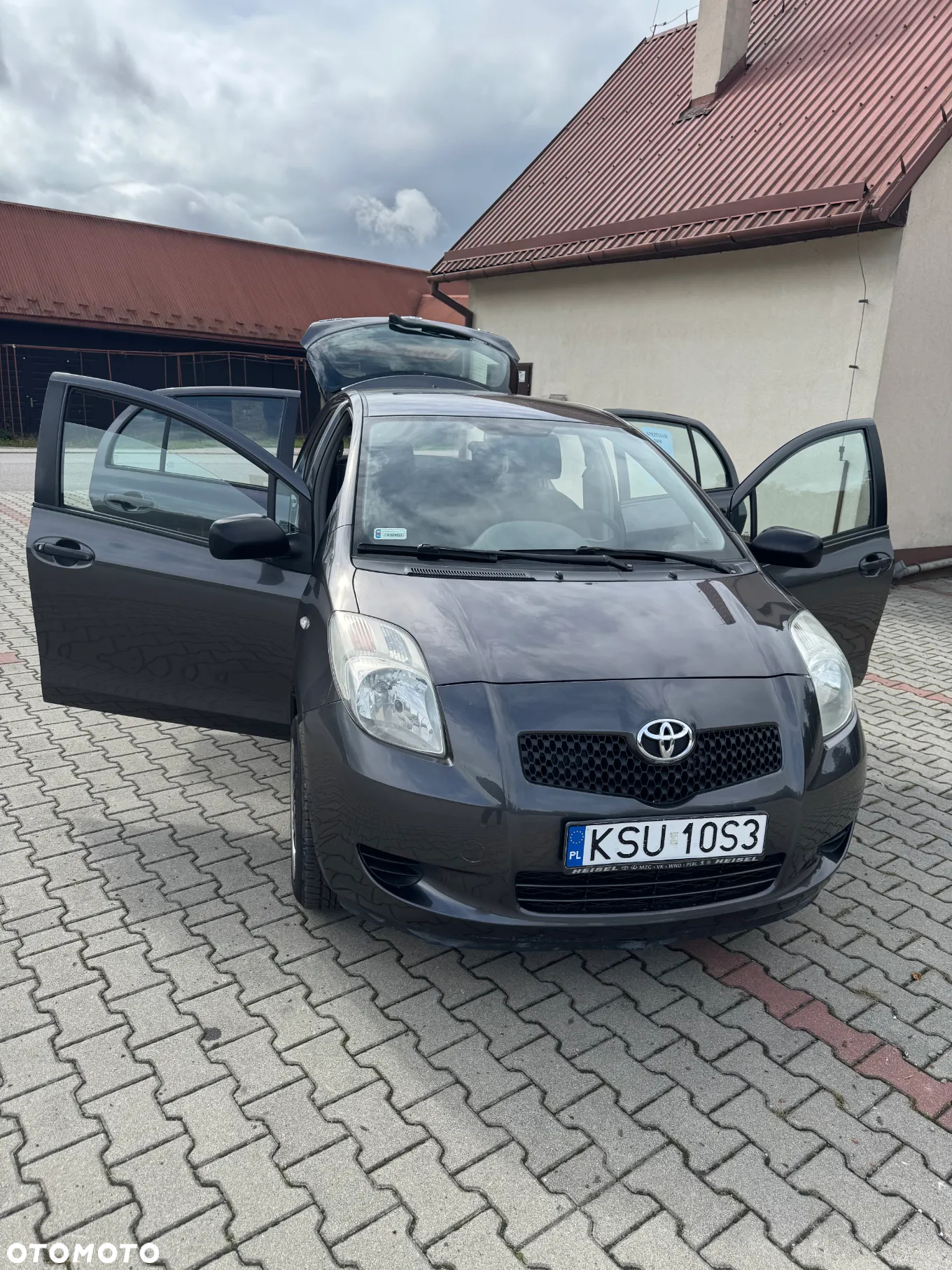 Toyota Yaris - 5