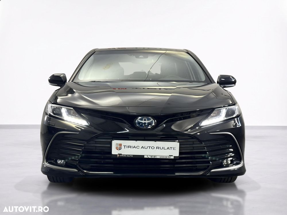 Toyota Camry - 9