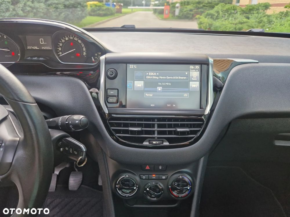 Peugeot 208 Blue-HDi 100 Stop&Start Allure - 17