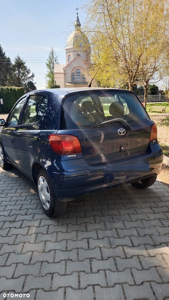 Toyota Yaris 1.3 Blue - 4