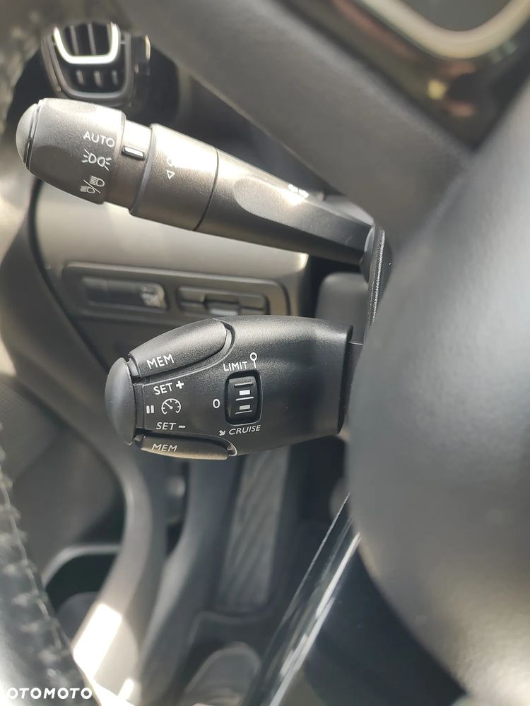 Citroën C3 Aircross ver-1-2-puretech-gpf-shine-pack-s-s-eat6 - 15