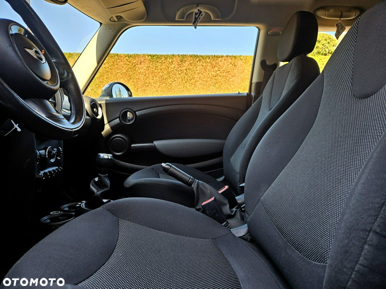 MINI ONE Standard - 8