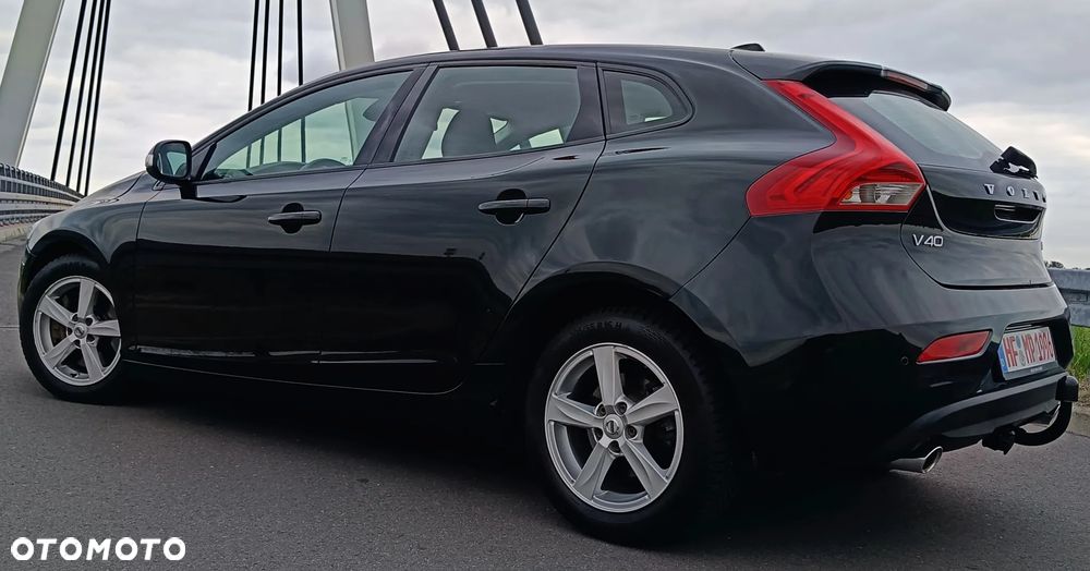 Volvo V40 D2 Geartronic RDesign - 8