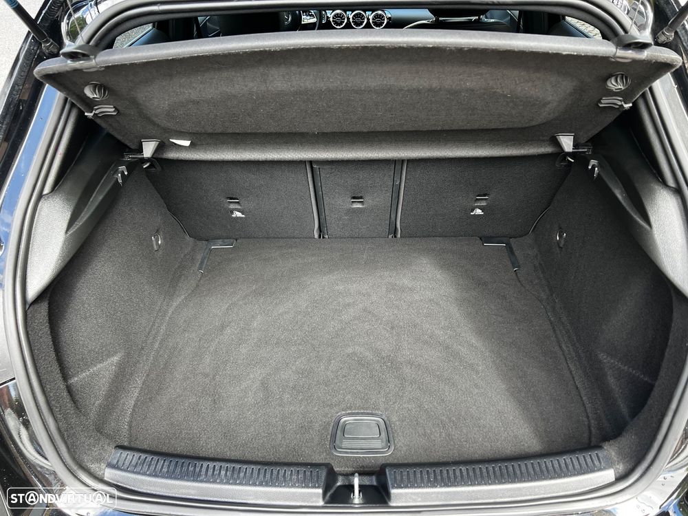 Mercedes-Benz A 180 d Style Plus - 28