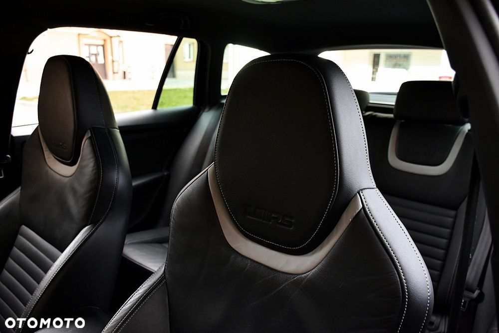 Skoda Octavia 2.0 TDI DSG RS - 35