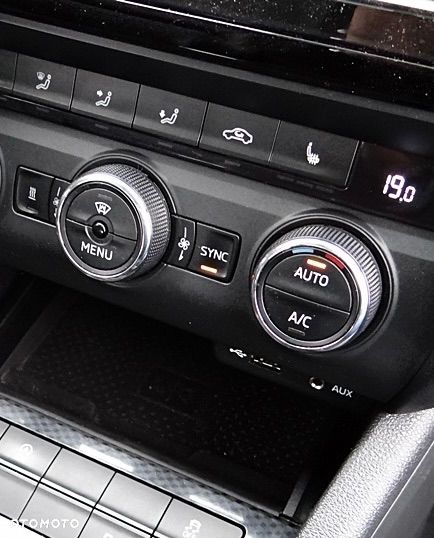 Skoda Octavia ver-2-0-tdi-4x4-rs-challenge-dsg - 31