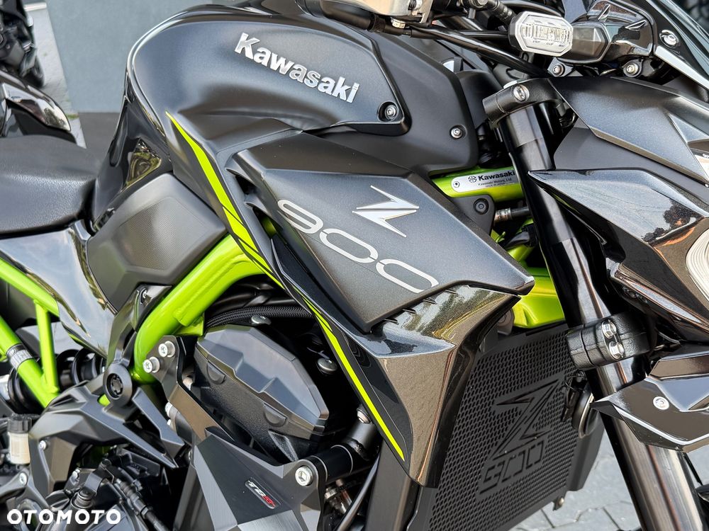 Kawasaki Z 900 - 16