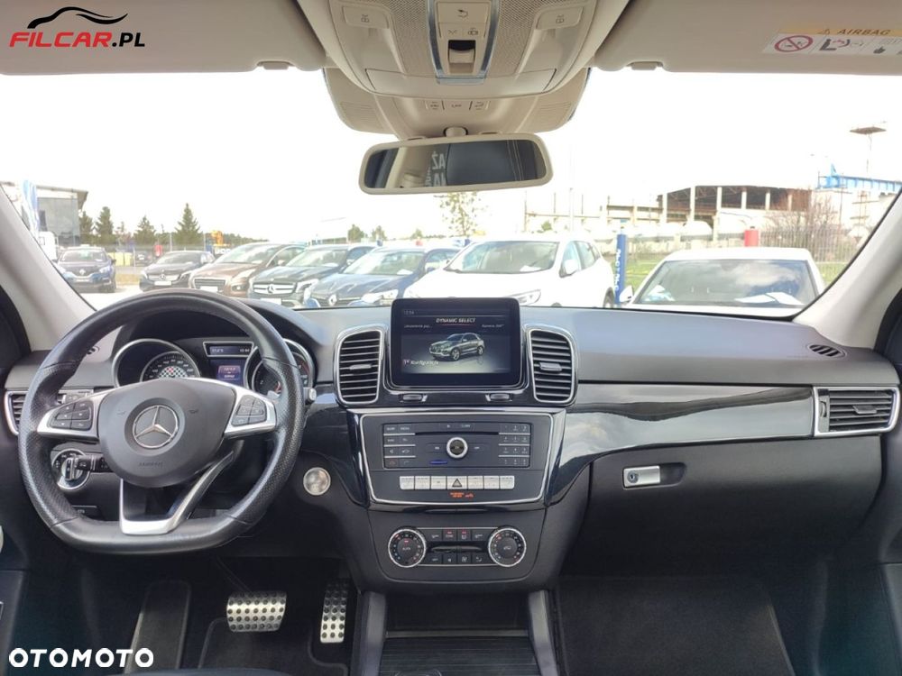 Mercedes-Benz GLE - 14