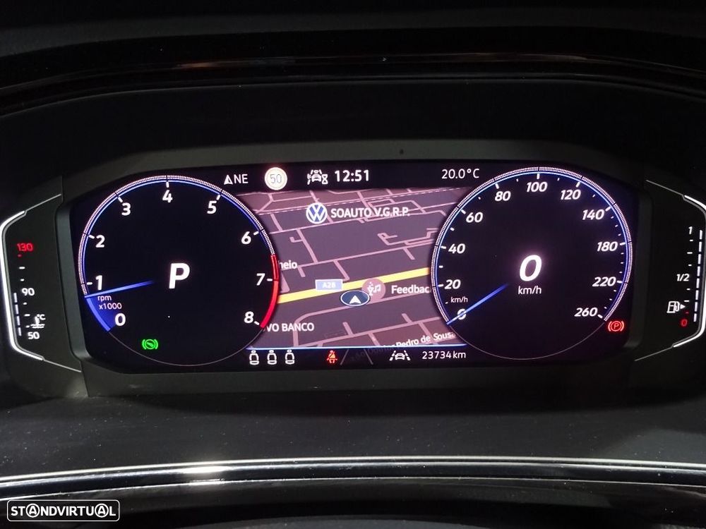 VW T-Roc 1.5 TSI R-Line DSG - 18