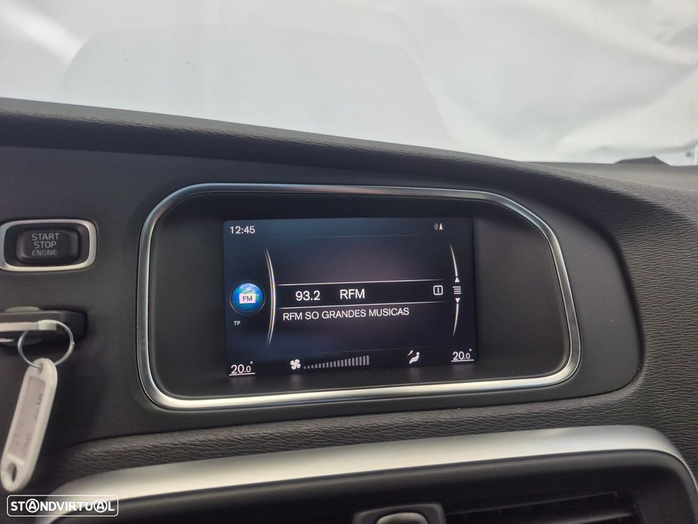 Volvo V40 2.0 D2 R-Design - 19