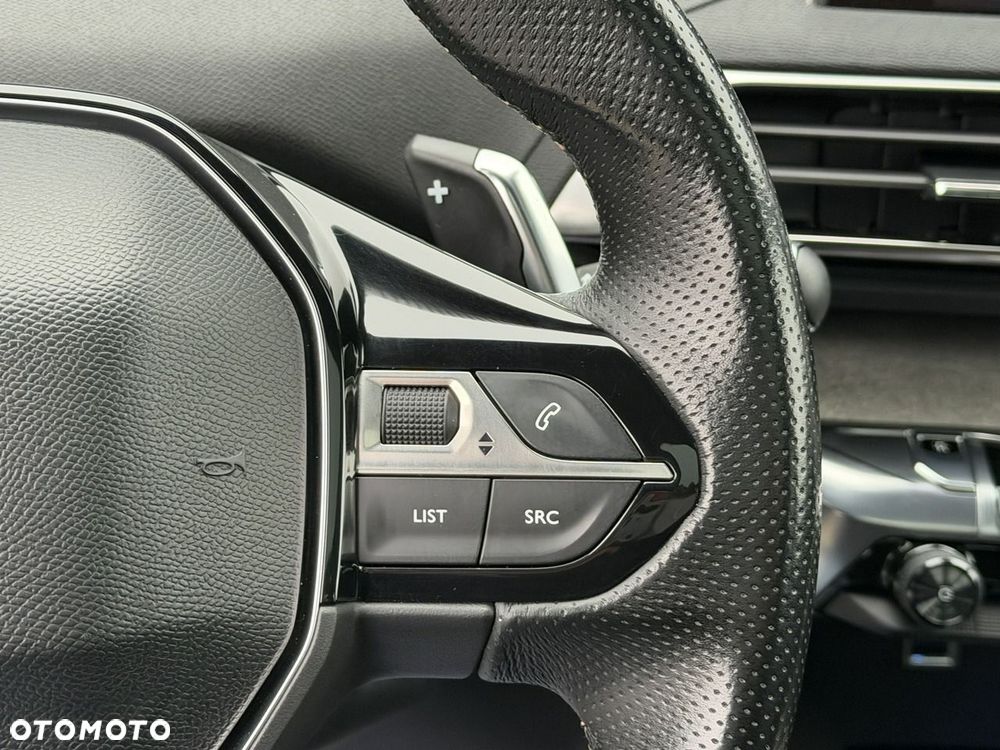 Peugeot 3008 - 23