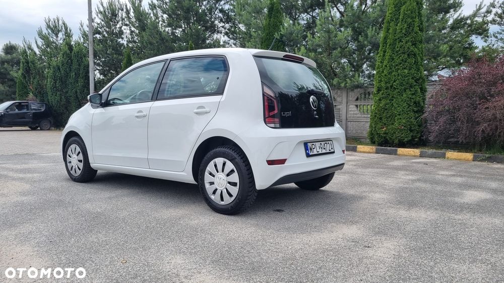 Volkswagen up! Active - 32