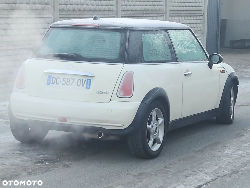 MINI Cooper Standard - 3