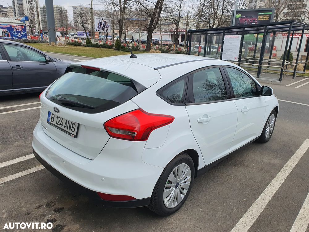 Ford Focus - 4