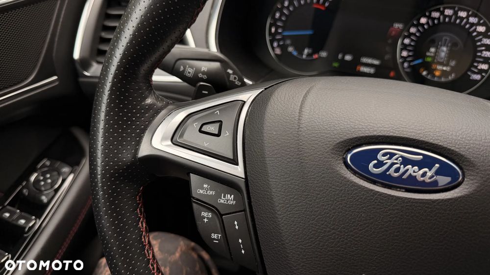 Ford S-Max 2.0 EcoBlue ST-Line - 31