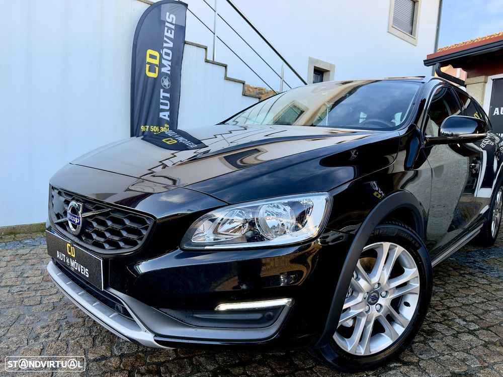 Volvo V60 Cross Country 2.0 D3 Momentum - 11