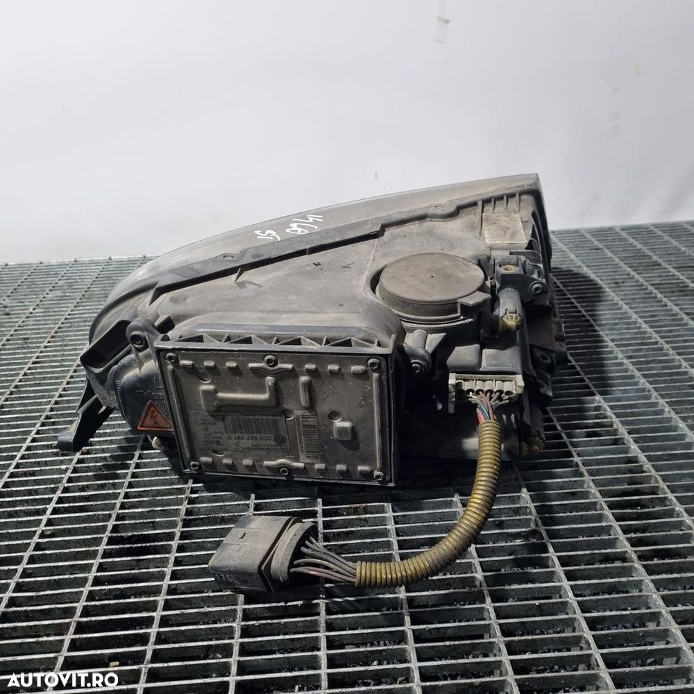 Far Stanga Volkswagen Touareg 7L 2003 - 2006 SUV 4 Usi (1460) Xenon - 3
