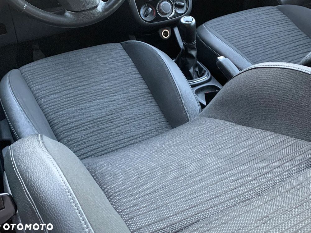 Opel Corsa 1.4 16V Navi - 31