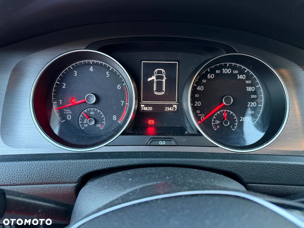 Volkswagen Golf 1.4 TSI BlueMotion Technology Cup - 11