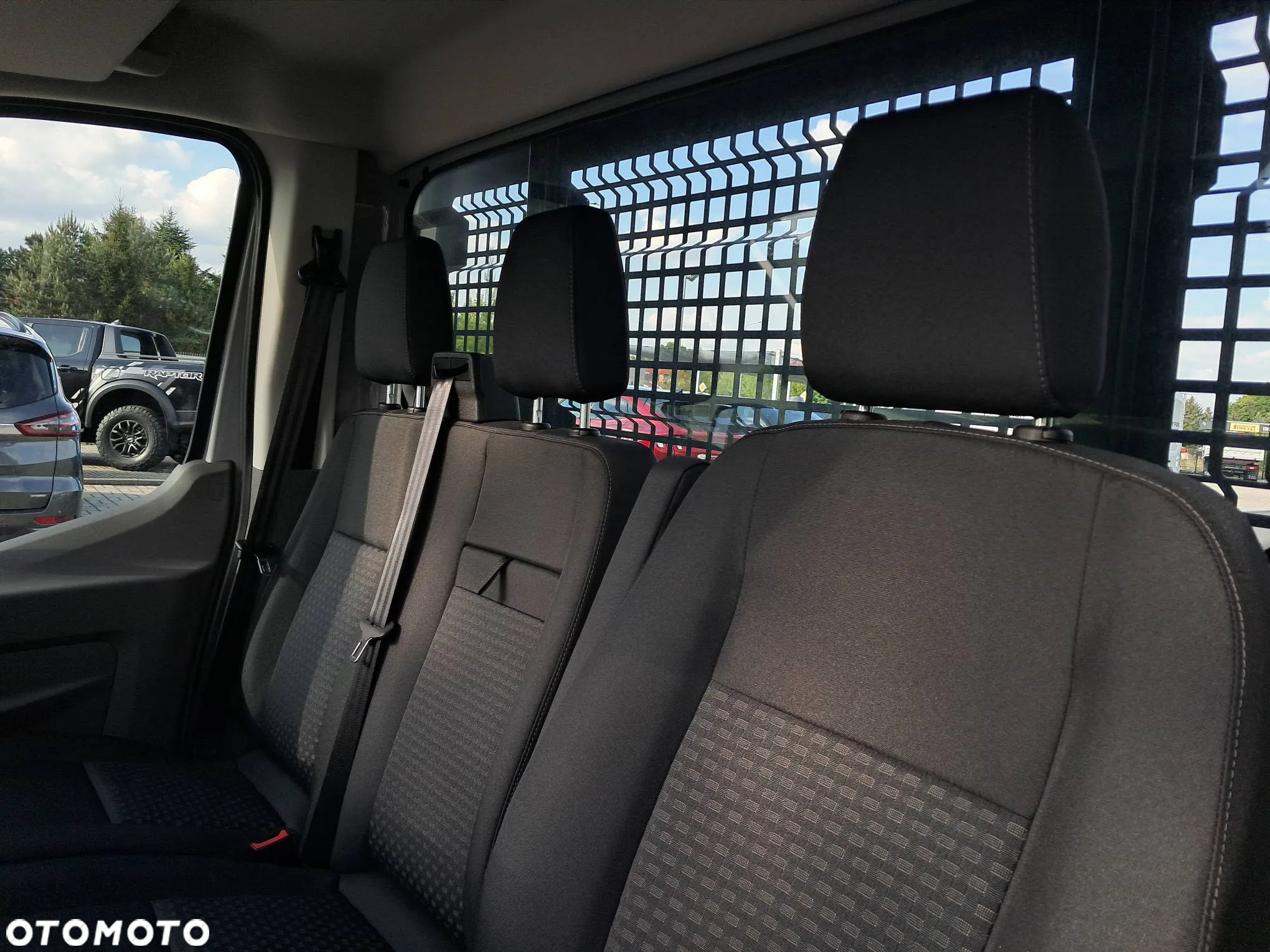 Ford Transit - 12
